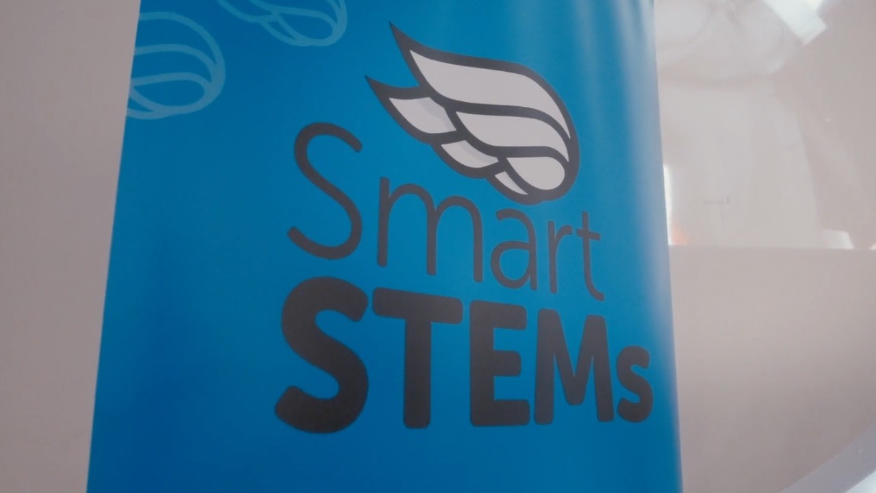 A SmartSTEMs Hub Event in Action: Inspiring the Next Generation into STEM
