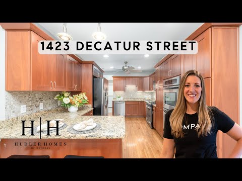 Tour a New Locust Point Home with Compass Realtor Alison Hudler