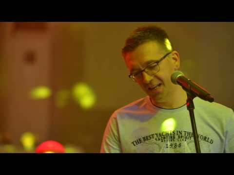 Opasno sum vljuben vo tebe-Favoriti Bend Gostivar (Live Cover)