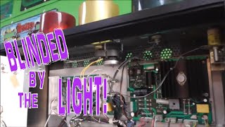 This Beacon Light Looks Horrible And Doesn't Work - 1987 Williams F-14 Tomcat Pinball Repair #6