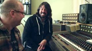 Dave Grohl is listening his earliest Demos (Robert Lang Studios 2014)