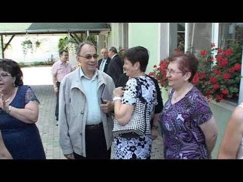 INTALNIRE DE 34 DE ANI LICEUL SANITAR PROMOTIA 1979