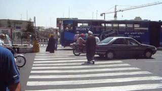 preview picture of video 'Crossing the street in Tehran, Iran'