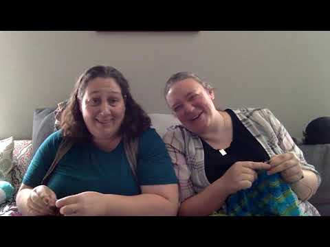 TheKnitGirllls Ep494 - The House With Stacks of Books