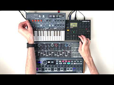 Christopher Kah - Session XXXV - Arturia MiniBrute 2s vs MicroFreak