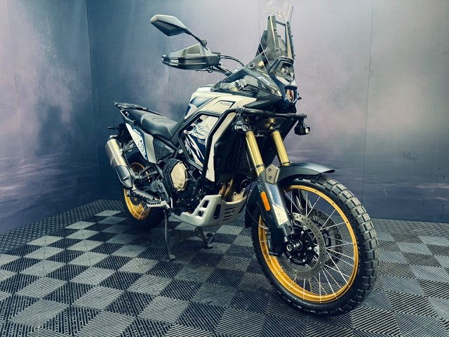 DS 800X RALLY