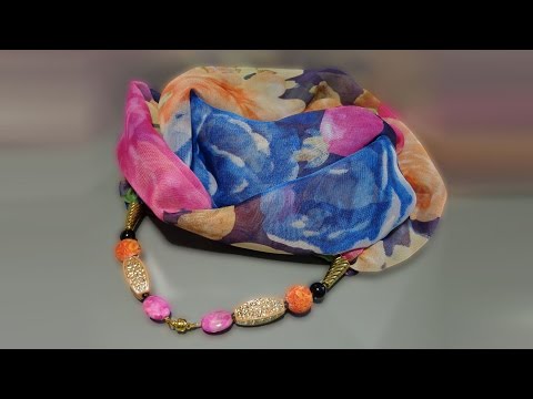 download lagu mp3 mp4 Necklace Stoles, download lagu Necklace Stoles gratis, unduh video klip Necklace Stoles