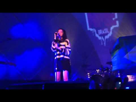Sky Ferreira - Werewolf (I Like You) (Live @ Club NME - São Paulo) 11/06/2014