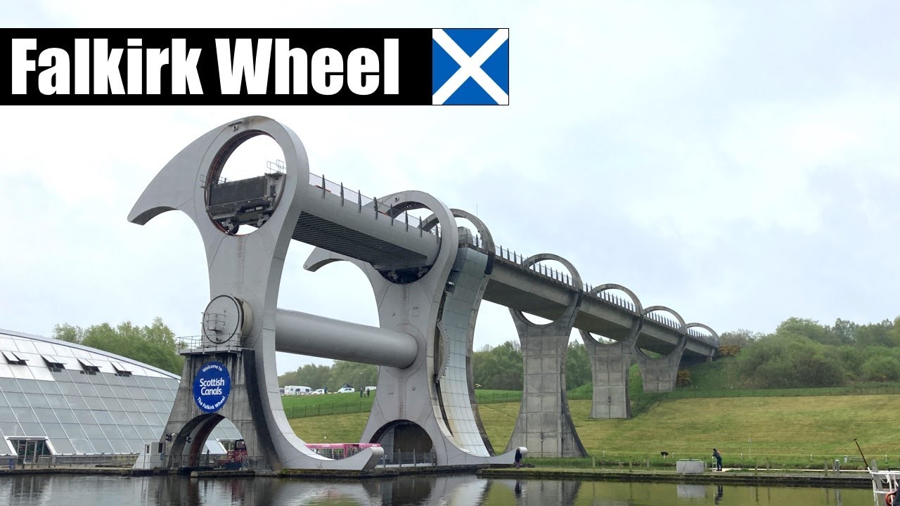 The Only Rotating Boat Lift on Earth