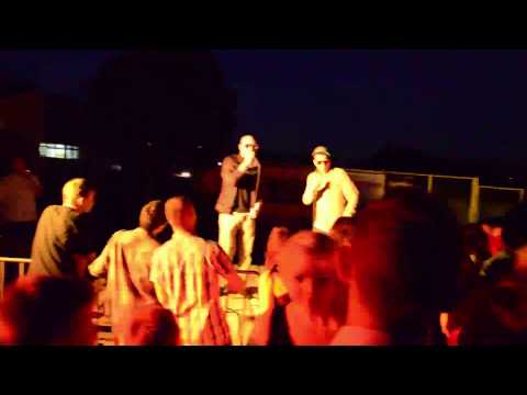 Wakacje witają: Jasna Liryka, Średni Rap, V- Etazk i ENS, Esej, Tomarz, Square, MUS