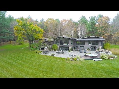 72 Old Farm Road, Concord MA - Mid-Century Modern Masterpiece