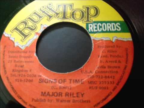 Major Riley - signs of time