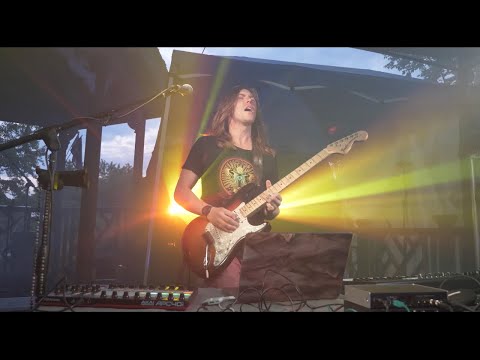 Dacota Muckey- This Is The Music That Heals Your Soul (Live at Hohmstead 2021)