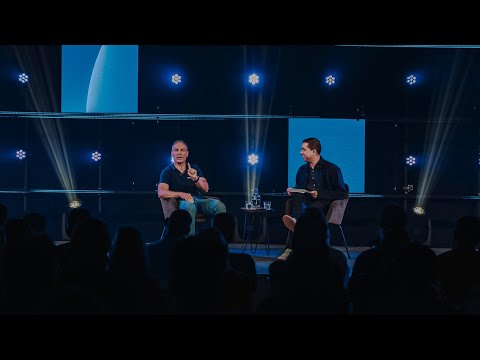 The Journey Ahead: Booking.com’s Glenn Fogel on Shaping the Future of Travel thumbnail