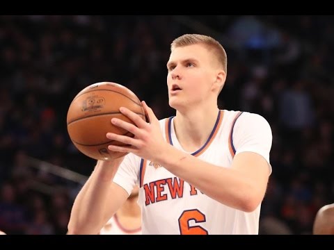 Kristaps Porzingis at Hornets (26/11/2016) - 25 Pts, 6 Rebs!