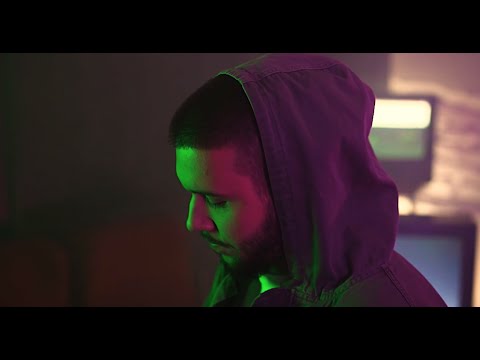 Grzi ft. Struka, Kendi & Papi Jaaz - Moja Mala Sve Razume (Official Video)