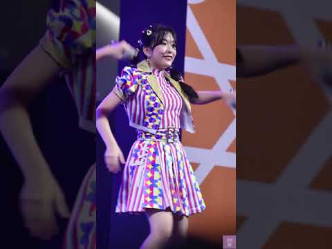 [MewnichBNK48 Fancam] Koisuru Fortune Cookie + 365 วันกับเครื่องบินกระดาษ (200919@Samyan Mitrtown)