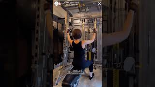 モデル TikToker 羽柴なつみ (@na0912mi) ジム トレーニング動画 #shorts