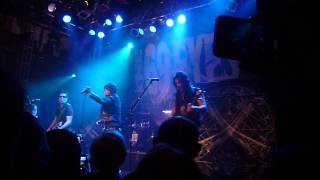 69 Eyes. Love Runs Away.