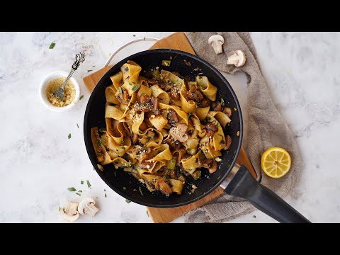 Vegan Mushroom and Leek Pasta