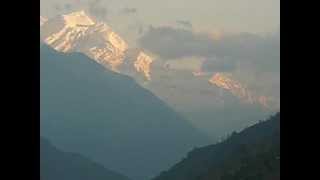 preview picture of video 'Nepal Annapurnamassiv.MOV'