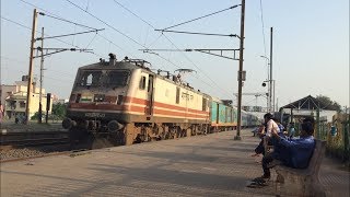 preview picture of video 'Aggresive WAP5 with Mumbai Central - Ahmedabad Karnavati SF Express - Indian Railways.'