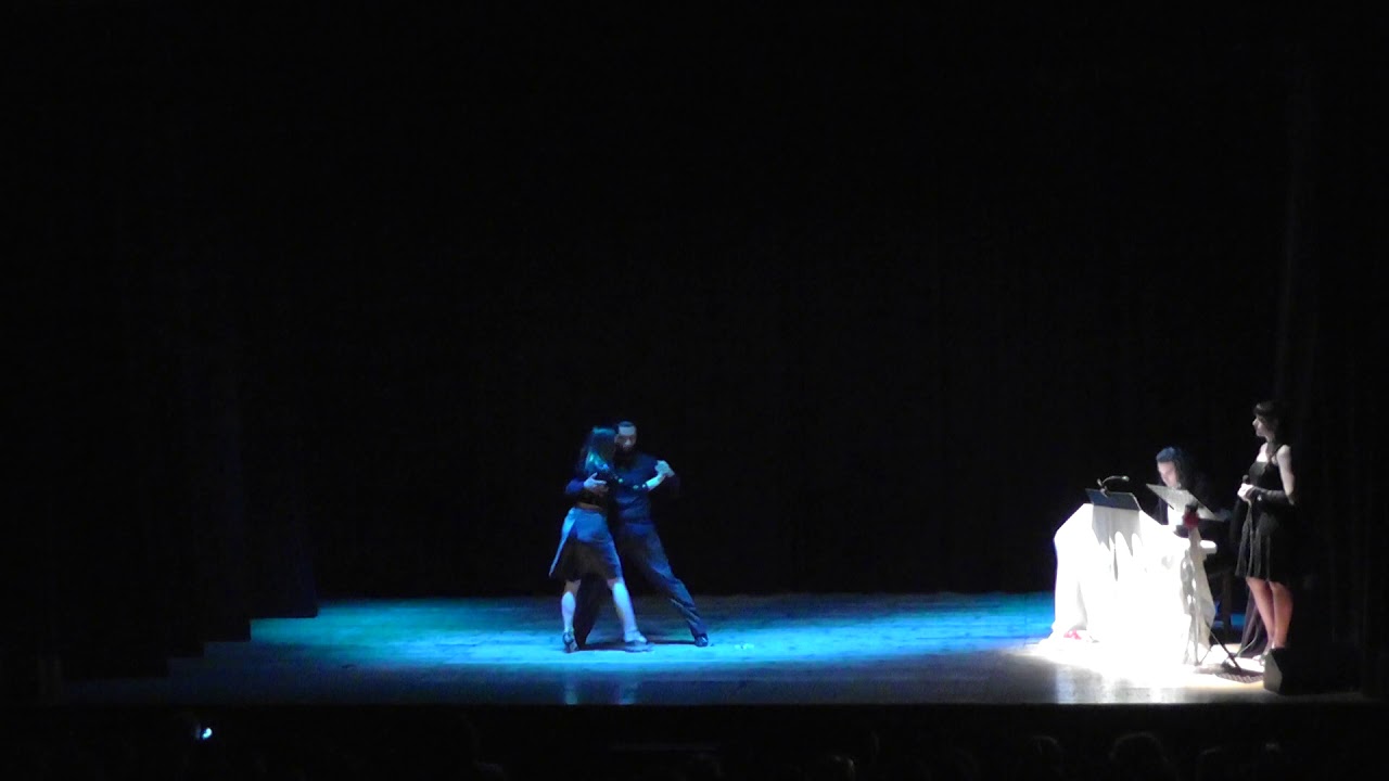 Canto e incanto performs "Yo no se que me han hecho tus ojos" by Francisco Canaro