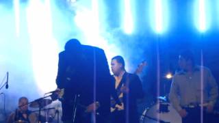 Que te Falto - Roberto Tapia