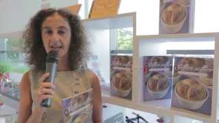 preview picture of video 'Presentazione di Soffice Soffice con Morena Roana in occasione di Festivaletteratura'