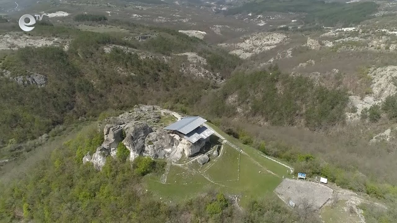 В Кърджали обучиха безплатно 15 младежи за екскурзоводи
