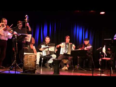 Hora Fetelor - Moldavian Taracana