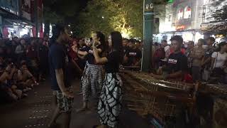 Download lagu Rian Ambyar Satu Hati Sampai Mati Feat. Angklung Carehal Malioboro mp3