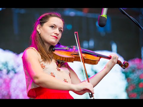 Cum să începi studiul viorii, cu Natalia Pancec - profesor de vioară și violonistă solistă