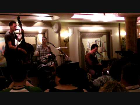 The Brothers Creeggan - John's in the Fridge, Ships and Dip V Feb 1st 2009 Part 1