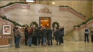 Download lagu El tribunal supremo de Canadá deroga las leyes contra la prostitución mp3 Download lagu El tribunal supremo de Canadá deroga las leyes contra la prostitución mp3