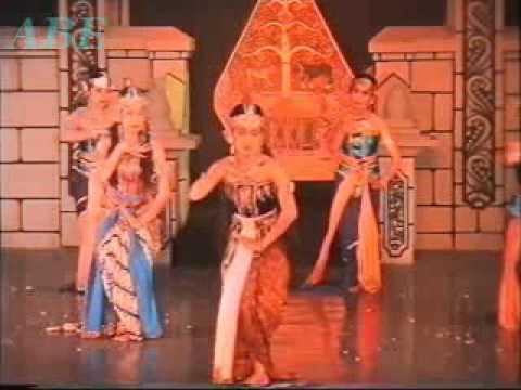 Wisata Seni & Budaya  putriitulestari