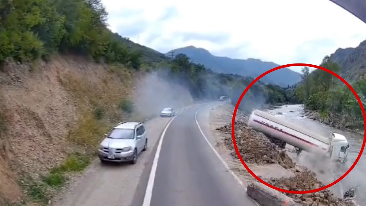 Ինչպես է «DAF» բեռնատարը հայտնվում Դեբեդ գետում