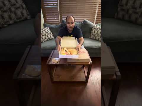 Bella Pizzeria Review with Evan's Eats