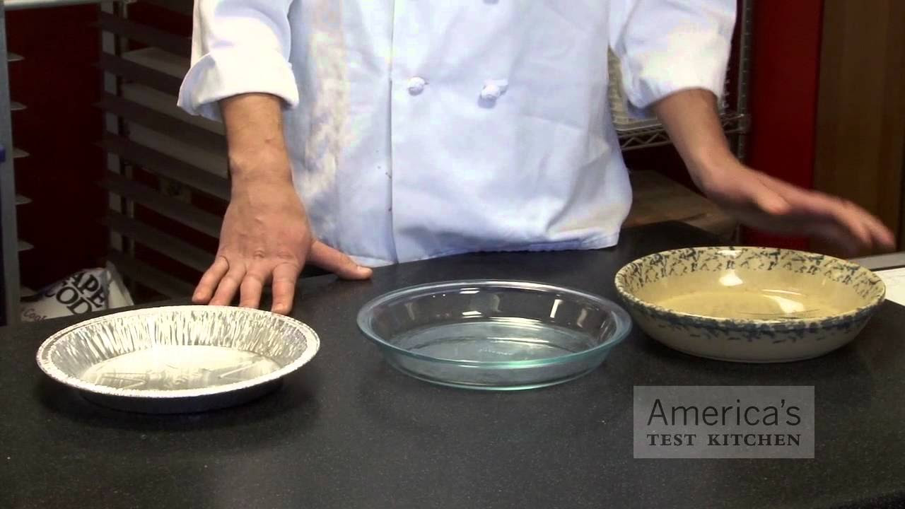 The Best Pie Plate for Perfect Pies Glass vs. Metal vs. Clay [2024]