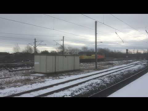 56302 passes Darlington working the 0Z58 Doncaster C.H.S. to Oxwellmains Lafarge