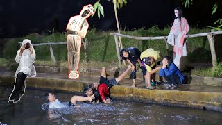 Download lagu Prank Hantu Lucu - Kompilasi Prank Pocong dan Kuntilanak Terbaik 2025 || Super Ghost Prank mp3 Download lagu Prank Hantu Lucu - Kompilasi Prank Pocong dan Kuntilanak Terbaik 2025 || Super Ghost Prank mp3