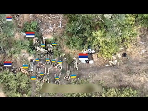 Video of Russian 76th Airborne Division Shares Drone Footage of 11 Ukrainian Troops' Capture