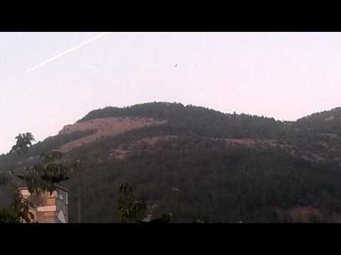 Avión a 10.000-11.000 m  sobrevolando Cistierna