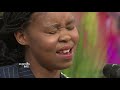 Zahara Performs Sinda Mphefumlo