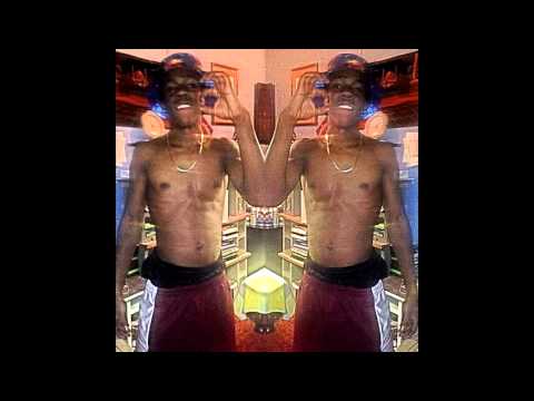 MoonieNiineOO & Qblood -The Realist