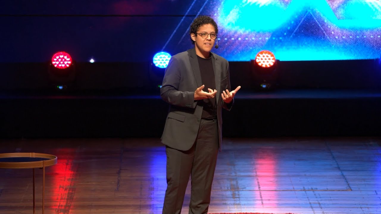 O Que Acontece Quando A Vida Acontece Dentro Dos Jogos | Heloísa Passos | TEDxCarioba
