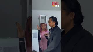 Download lagu Mungkin mau tahan tu ketawa 50tahun 🤣#kupikupifmsabah #kitakitajugabaini mp3