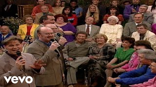 Bill &amp; Gloria Gaither - Grace and Glory [Live] ft. Poet Voices
