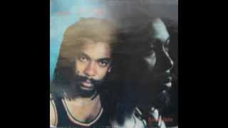 Tyrone Taylor Send a letter