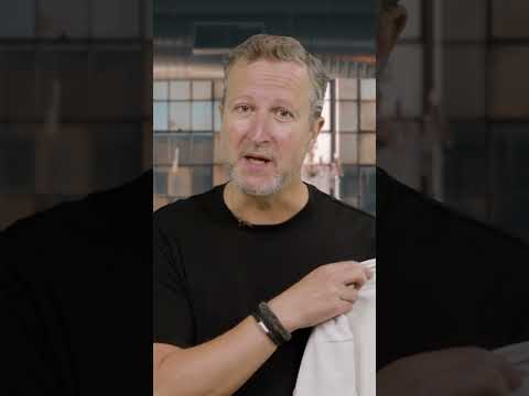 Lifehack - Weinselige Rettung: Rotweinflecken mühelos beseitigen!